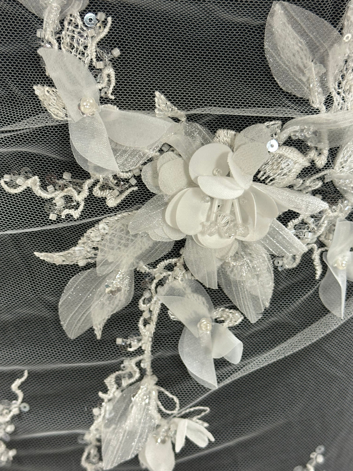 Ivory 3D Flower Lace - Oktober