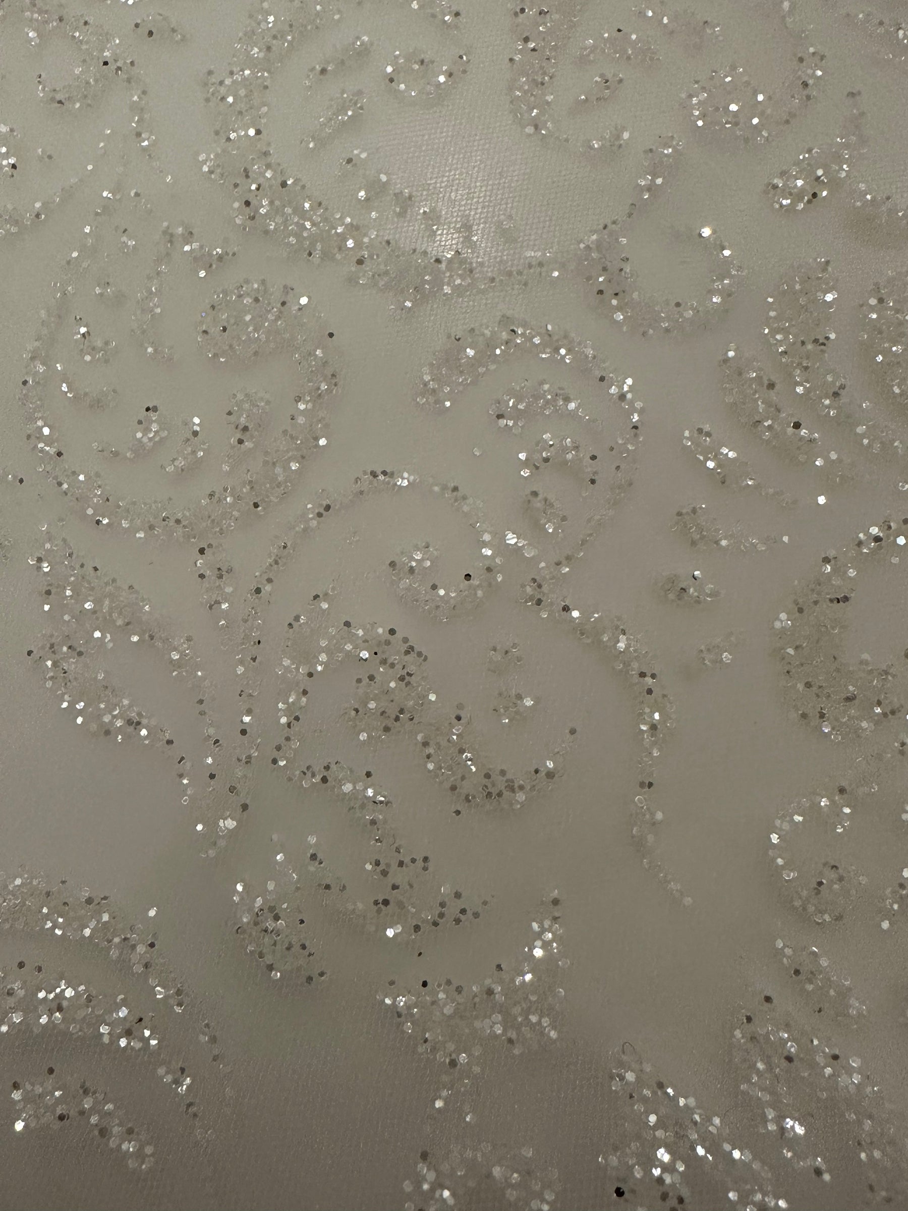 Elfenbeinfarbener Glitzertüll – Captivation