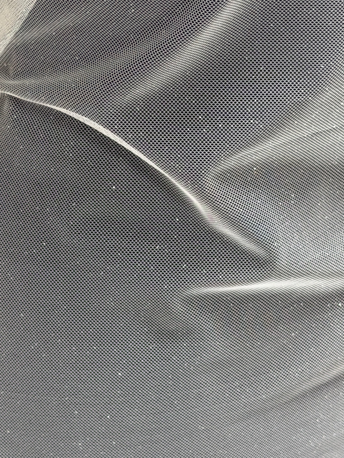 Elfenbein mit Silbergitter-Tüll - TU0053
