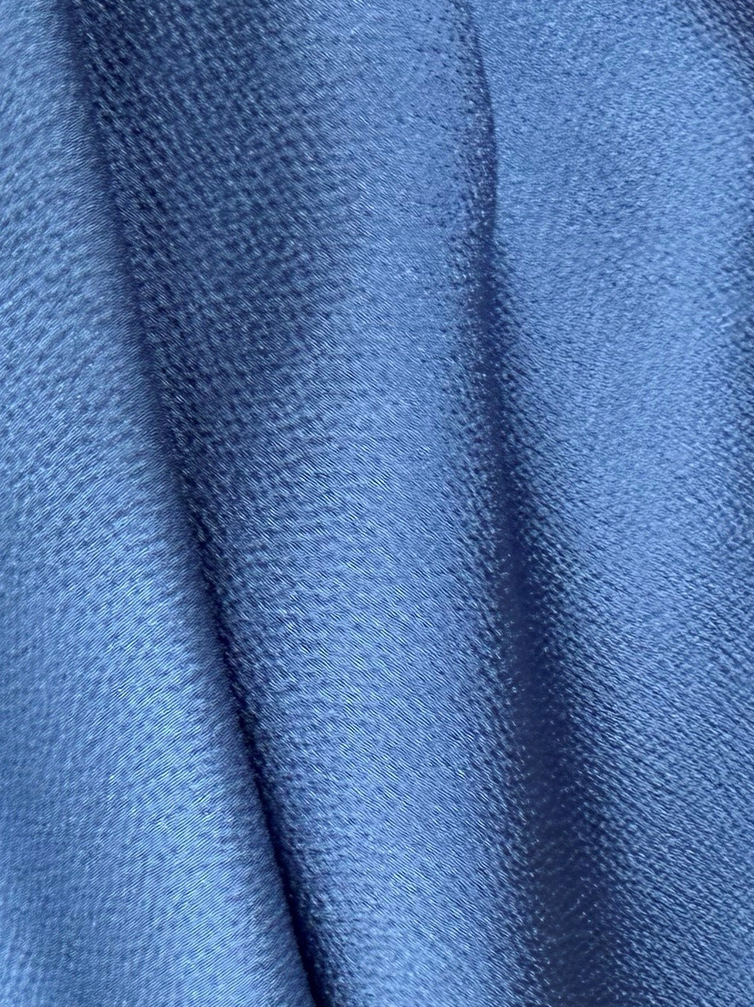 Luftwaffenblaues Polyester-Crêpe – Temple