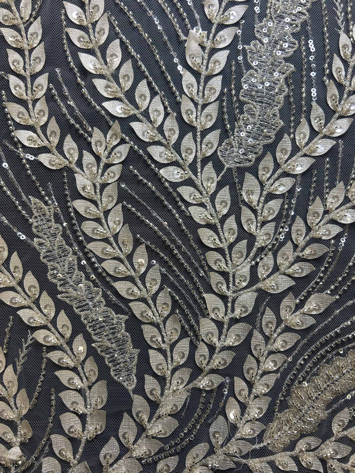 Elfenbeinfarbene Laserspitze – Annis