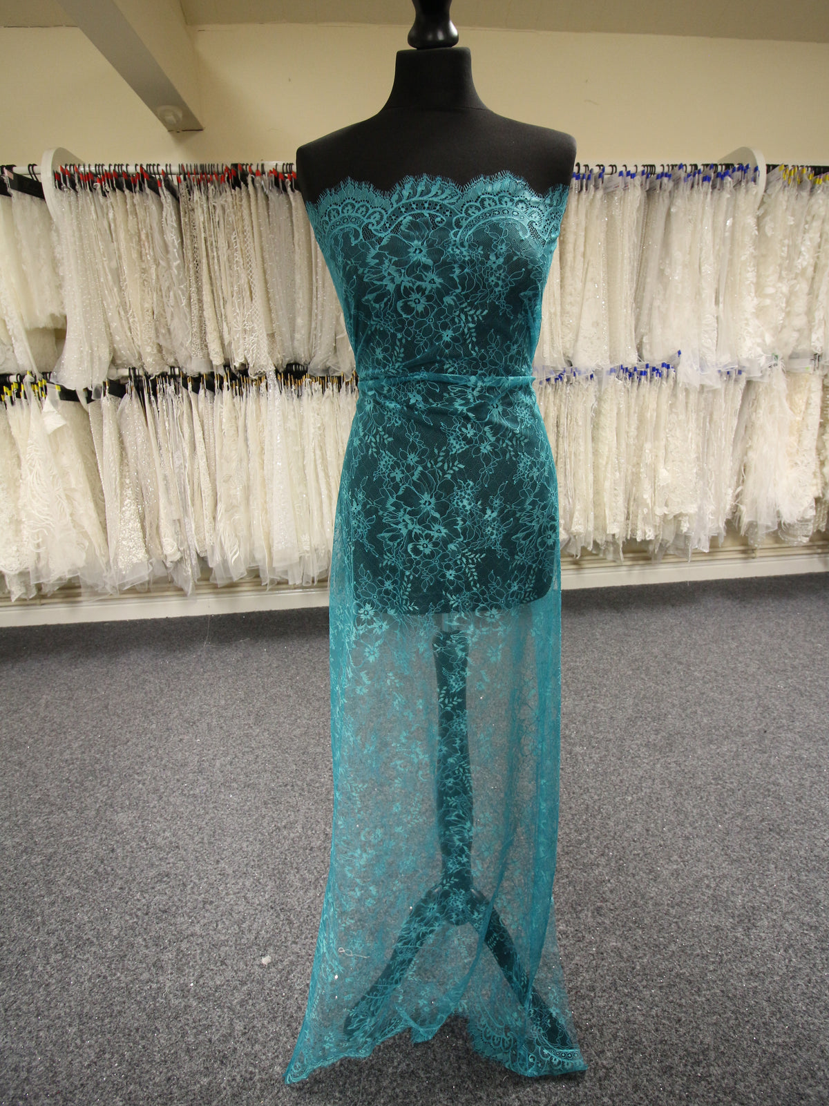 Aqua-Raschel-Spitze – Clio