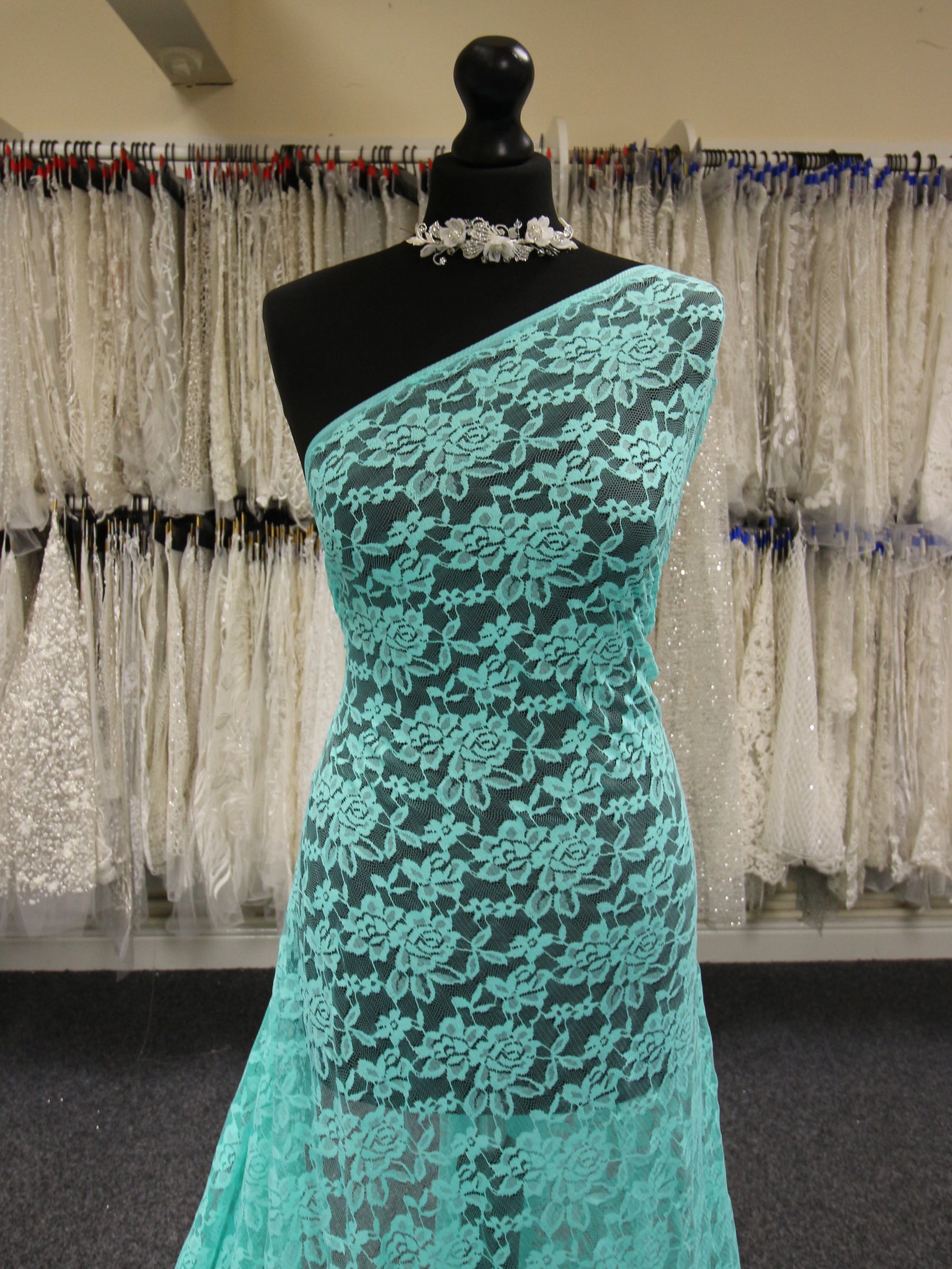 Aqua Raschel Stretch-Spitze – Evie