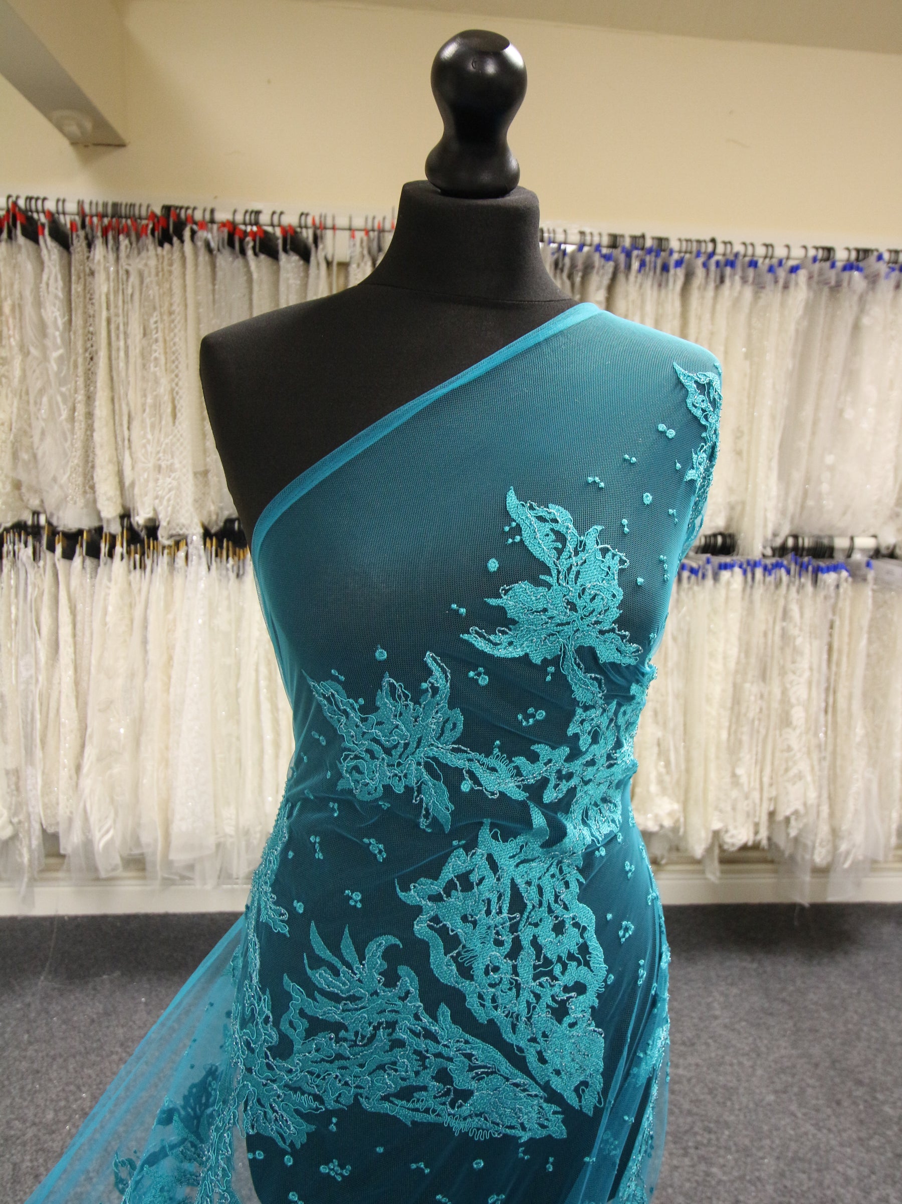 Aqua-Stickspitze – Zelie