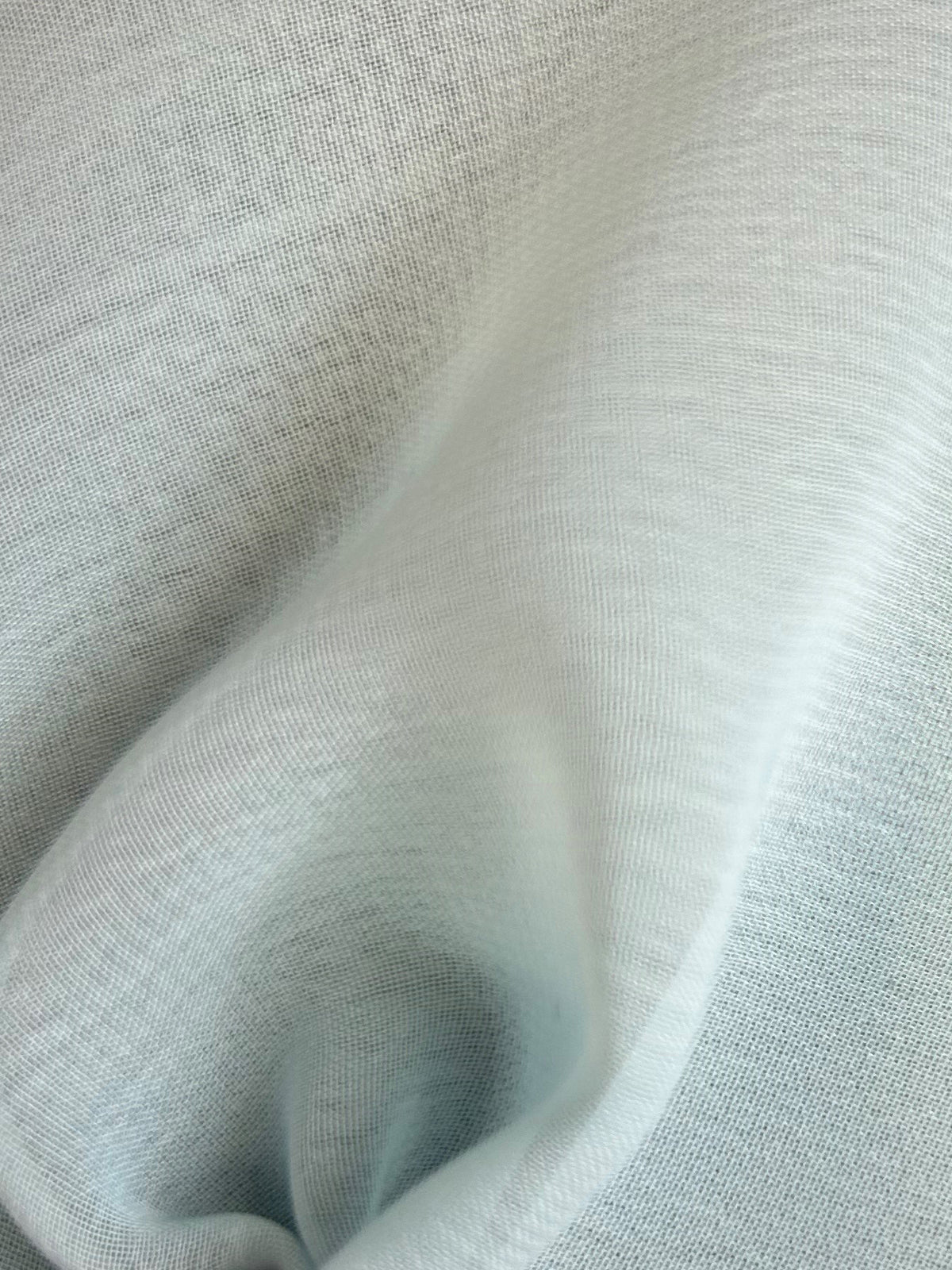 Aquamarinfarbener Polyester-Georgette - Silhouette