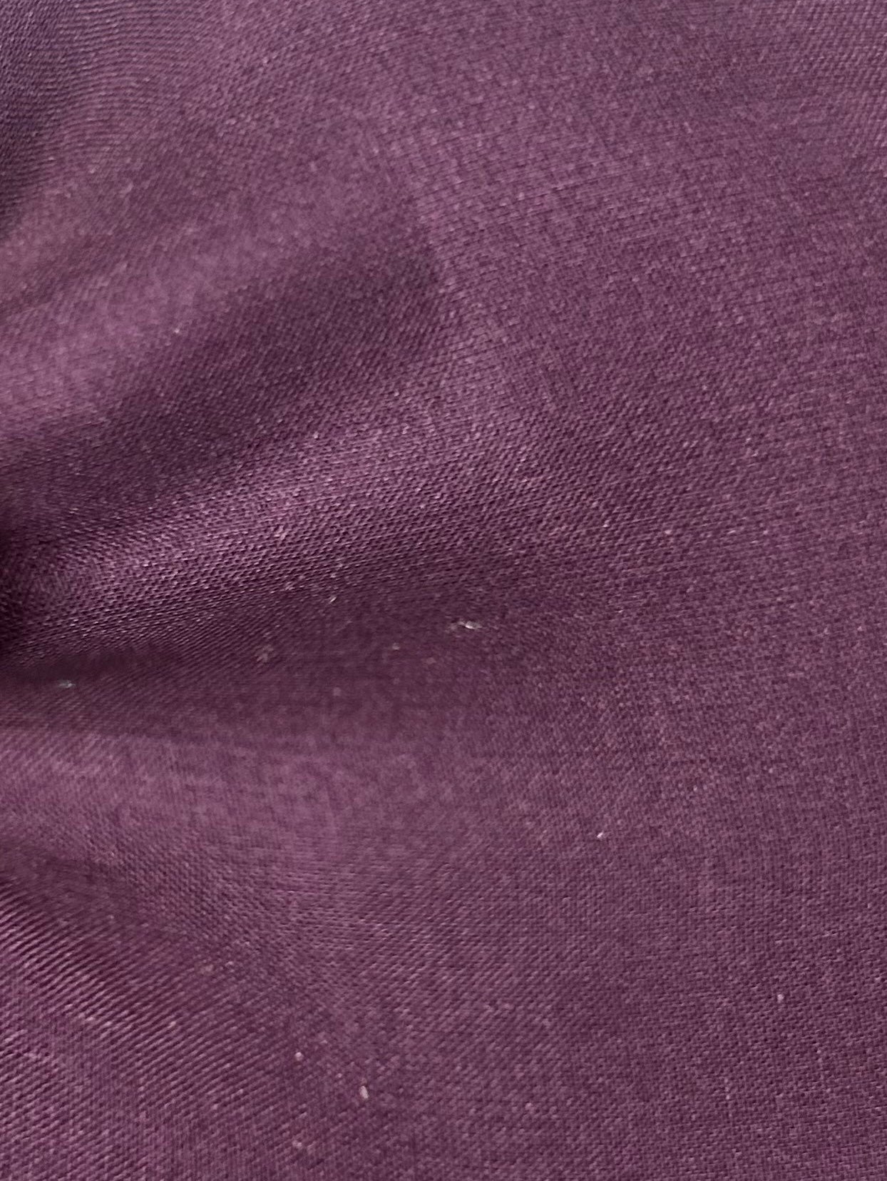 Auberginefarbener Seidenchiffon – Tempest