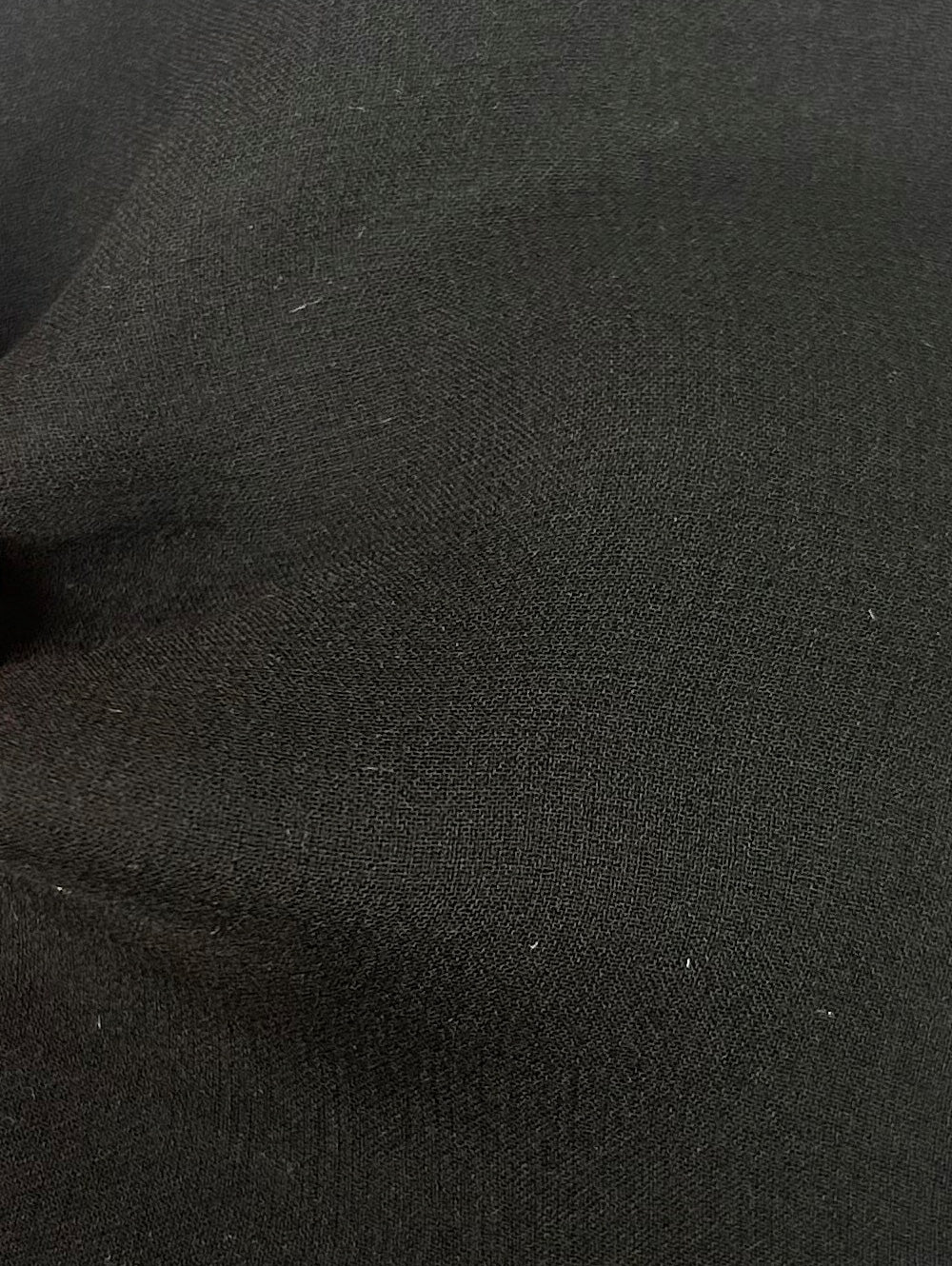 Schwarzer Seidenchiffon – Tempest