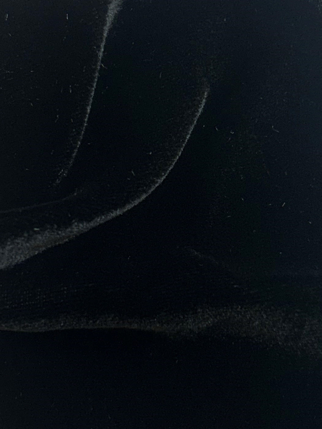 Schwarzer Seidensamt - Vogue