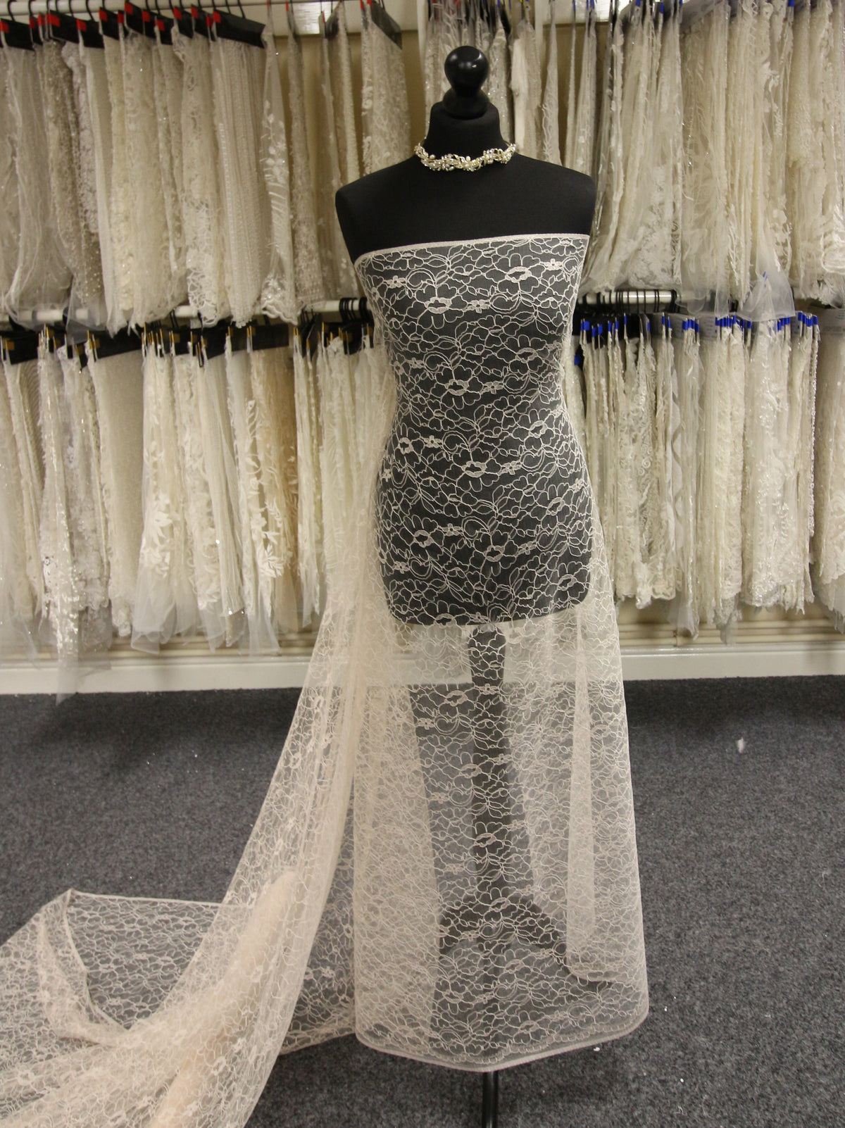 Errötende rosa Spitze – Leanne