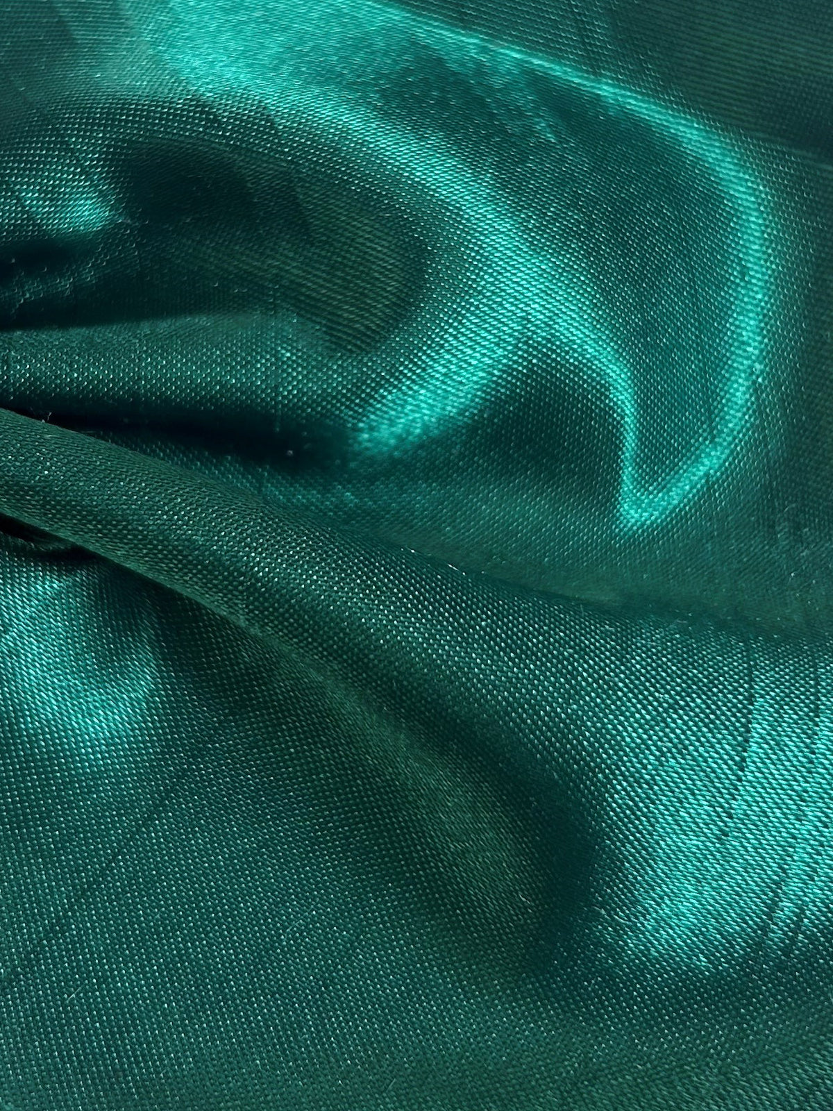 Flasche aus Dupion mit Polyester-Satin-Rückseite – Klarheit