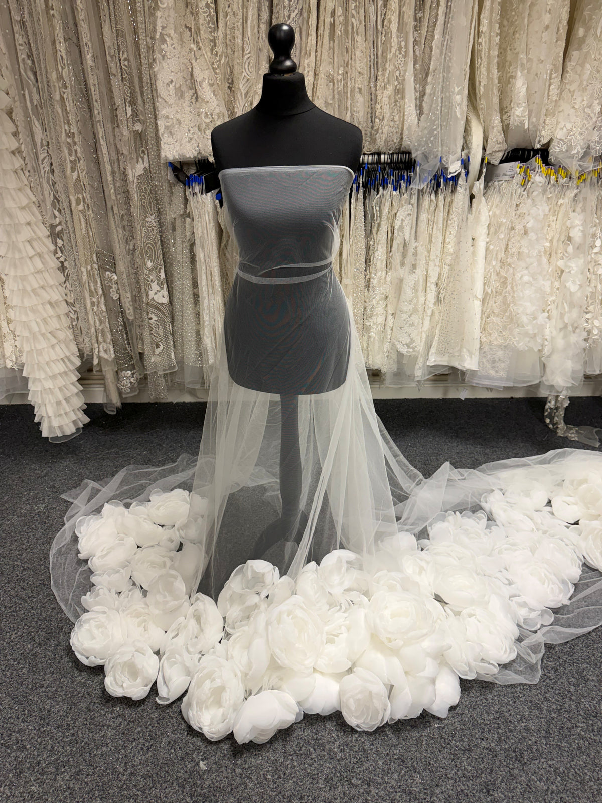 Ivory 3D Flower Lace - Cannon