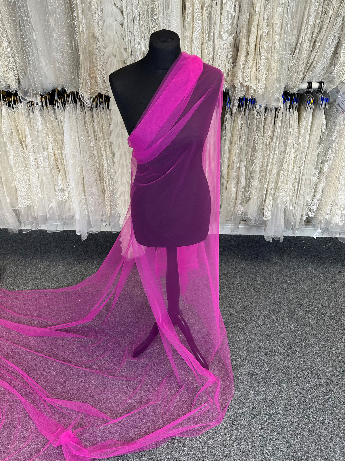 Alpenveilchenblauer Tüll - Karneval