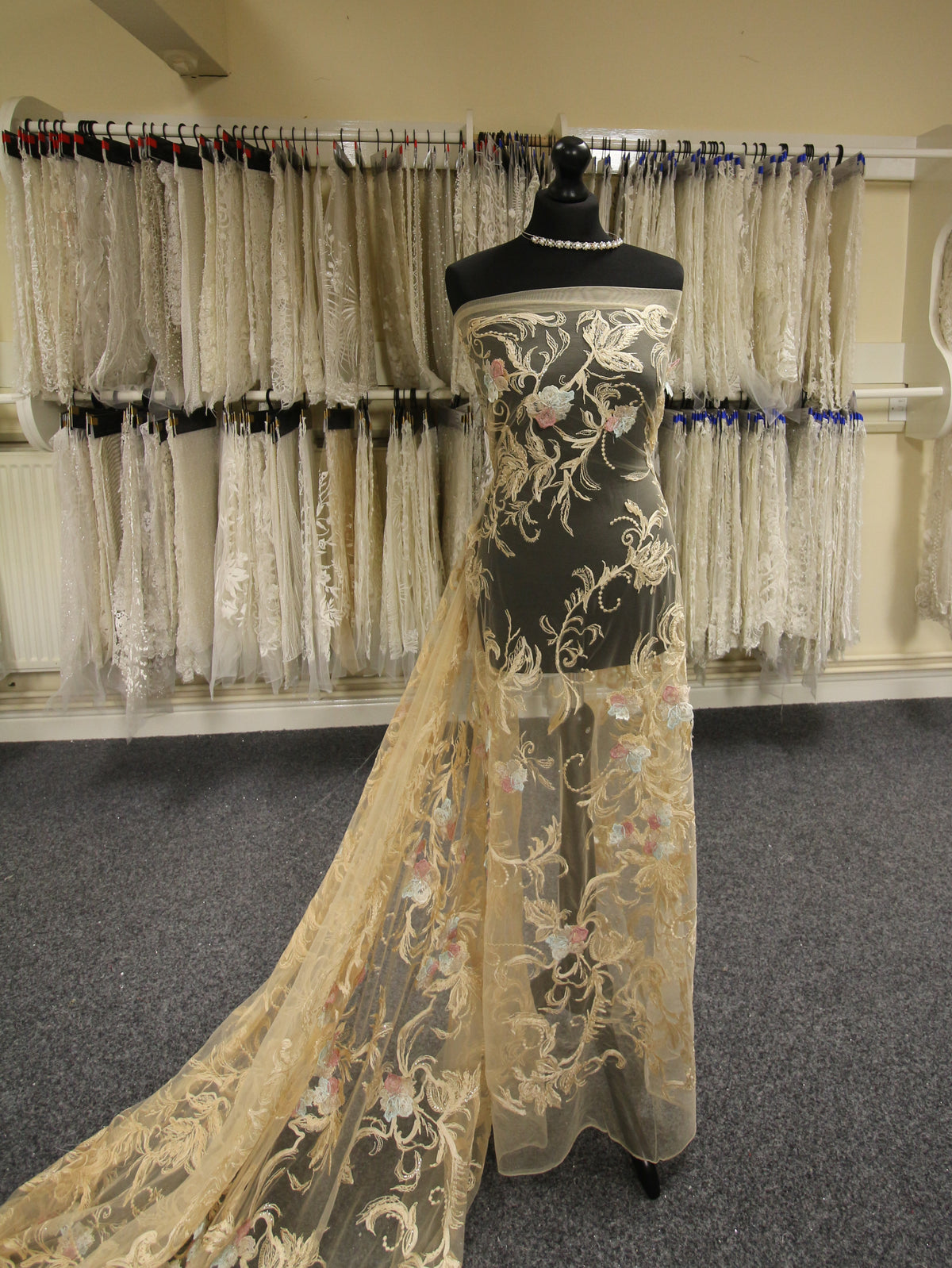 Champagner bestickte Spitze – Keegan