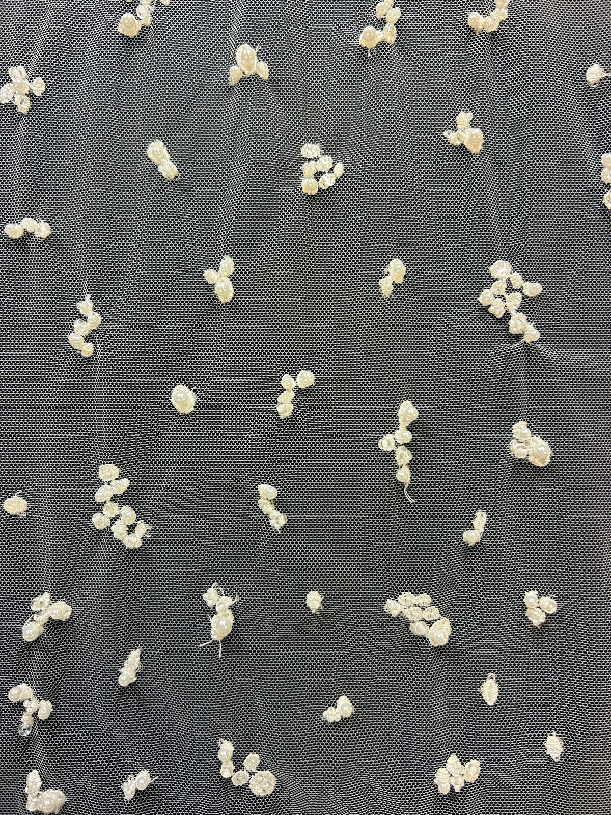 Elfenbeinfarbene Perlenspitze – Clarimonde