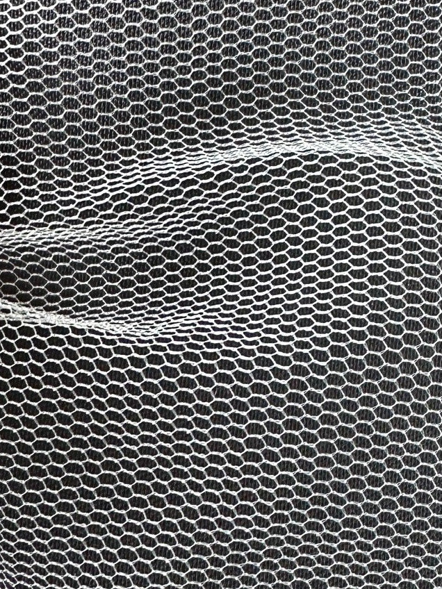 Cremefarbener, schlichter Tüll - Vortex