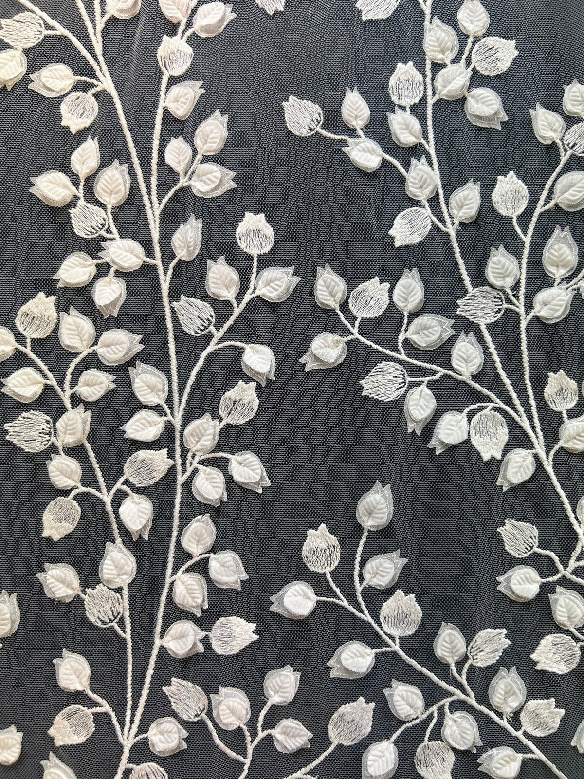 Elfenbeinfarbene 3D-Stickspitze – Dale