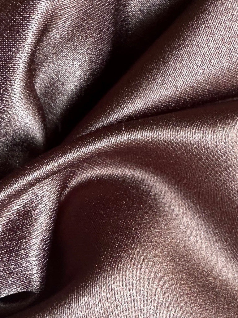 Dunkelbrauner Polyester-Duchesse-Satin – Contessa