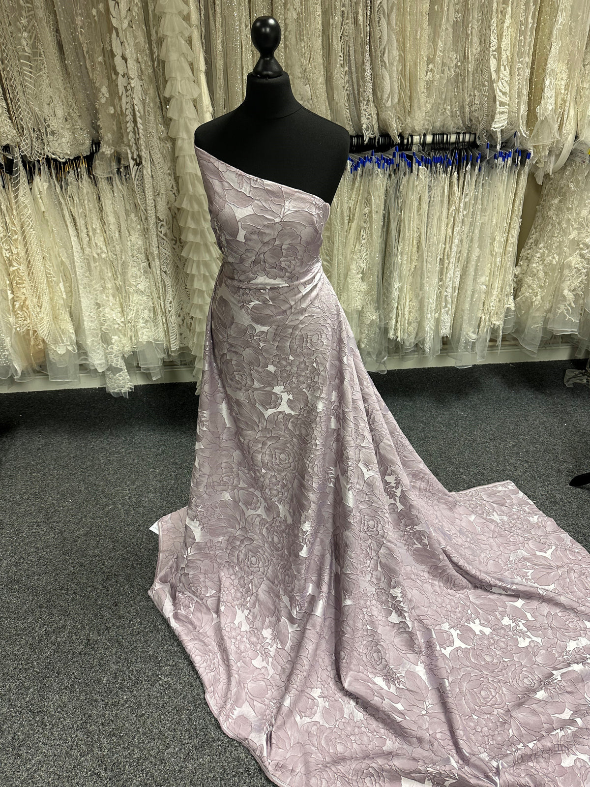 Mauvefarbener Jacquard mit Struktur – Debatte