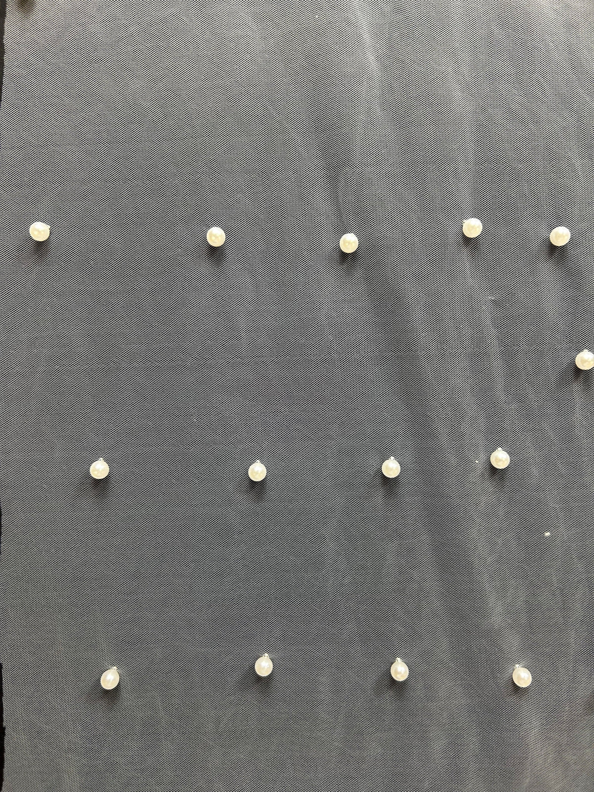 Elfenbeinfarbener, mit Perlen verzierter Tüll – Decadence