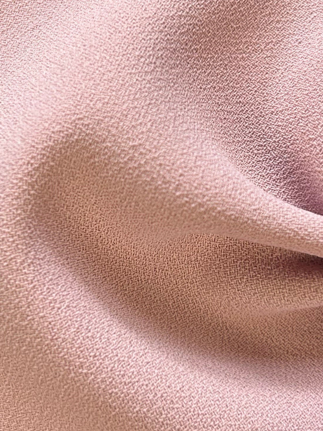 Altrosa Polyester-Krepp – Neugier