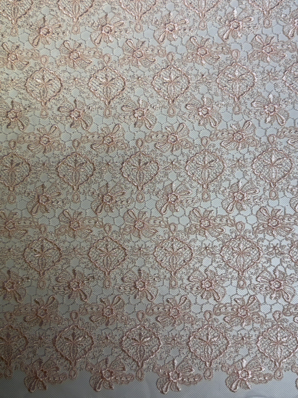 Muschelrosa bestickte Spitze - EB5010