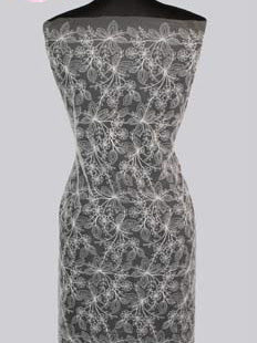 Elfenbeinfarbene Stickspitze - EB5026