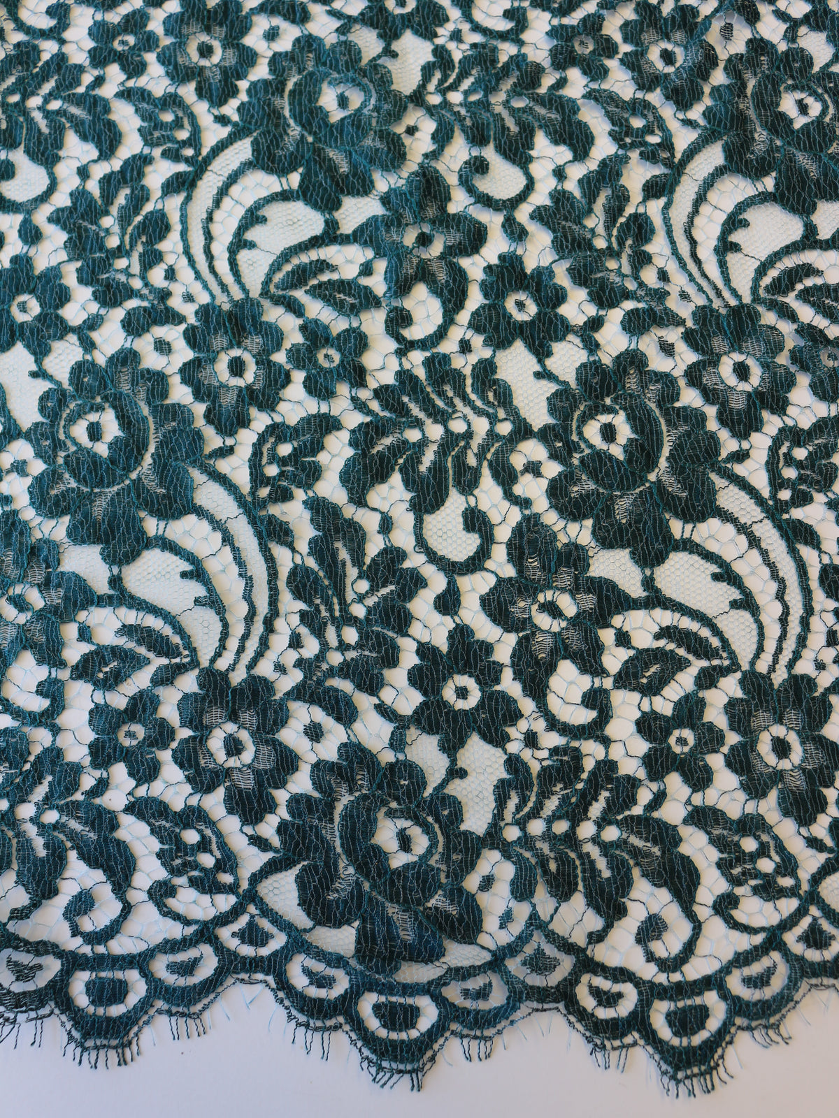 Smaragdgrüne Spitze – Jemima