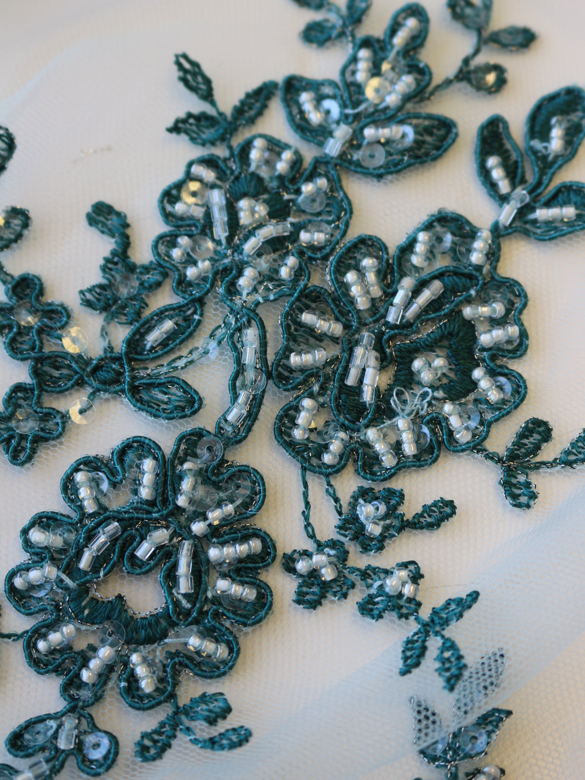 Smaragdgrüne Spitze – Sophia