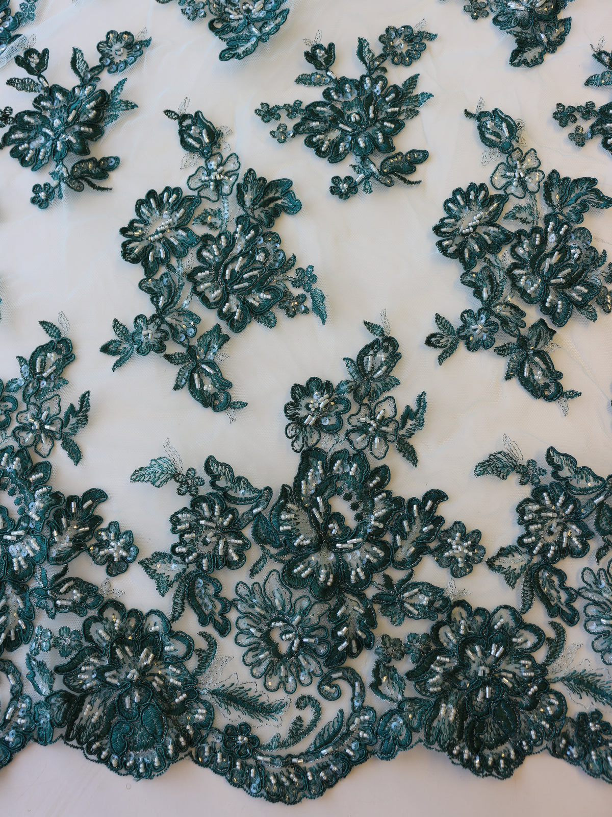 Smaragdgrüne Spitze – Victoria