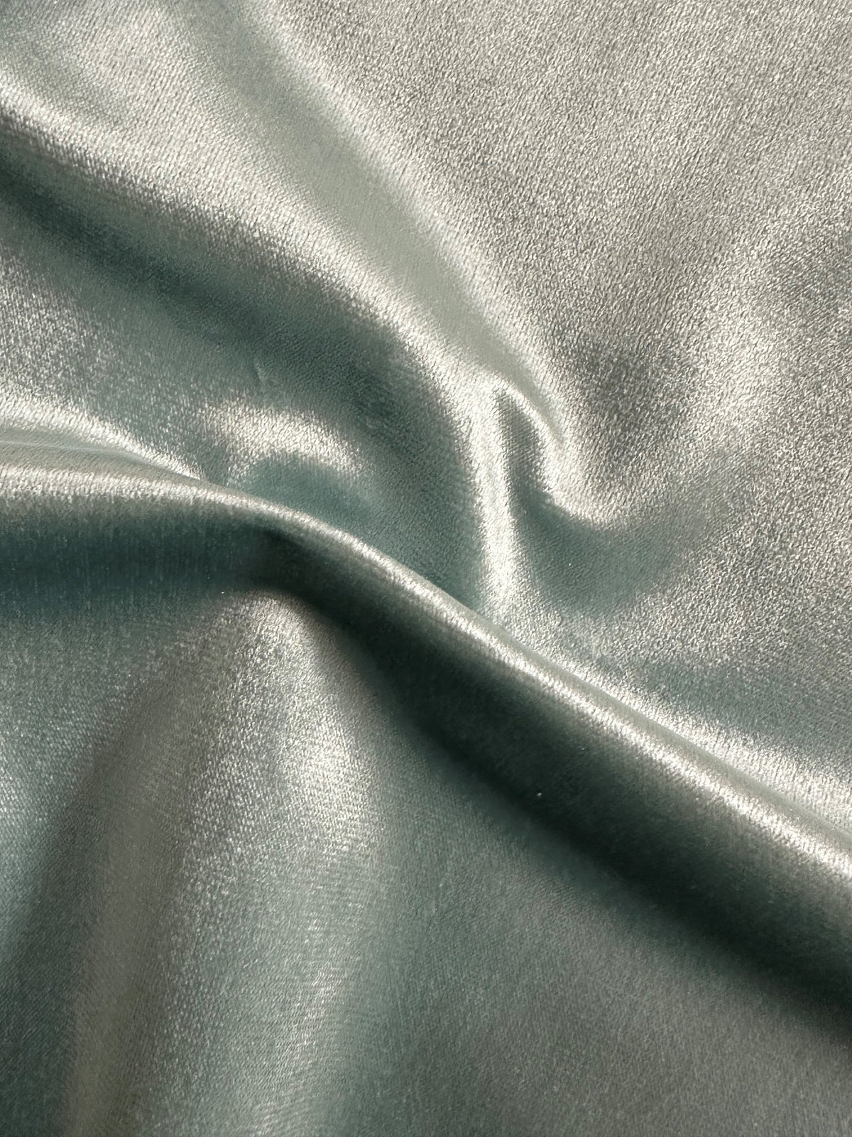 Gefrosteter Saphir-Samt - Lust