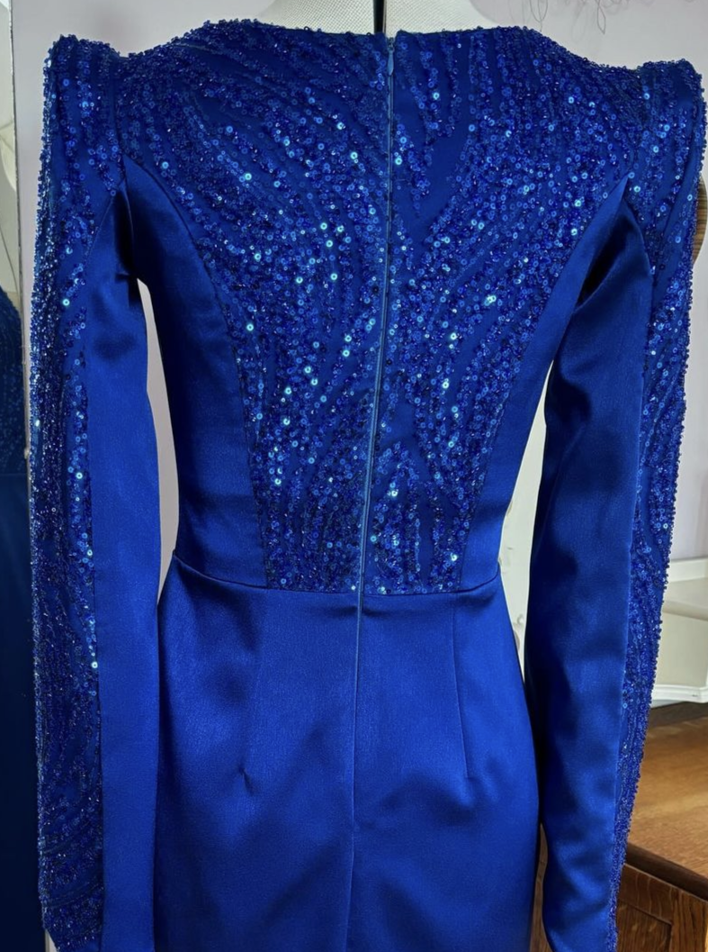 Blaue Spitze mit Perlen und Pailletten – Gillian
