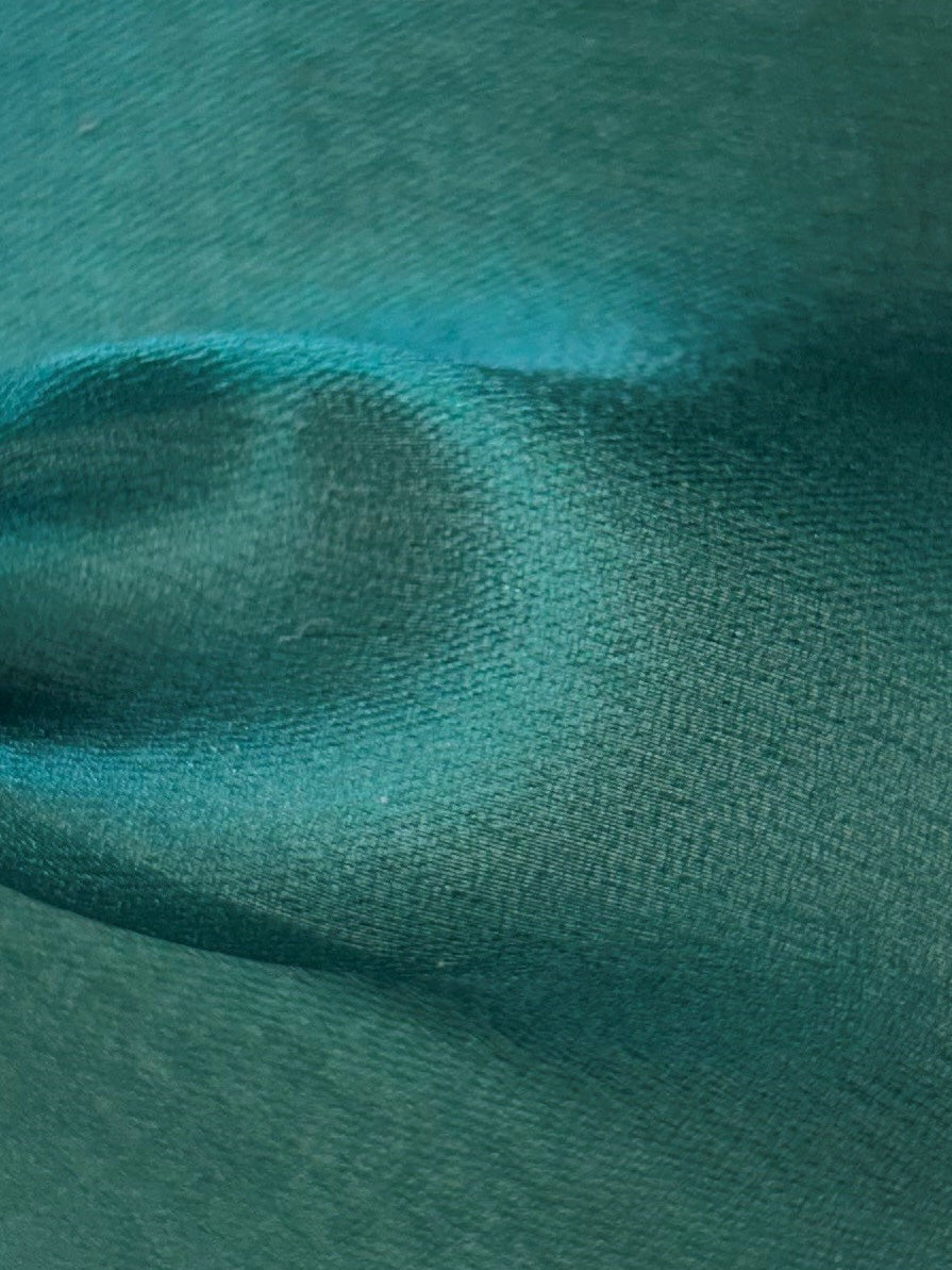 Grüner Polyester-Organza-Satin – Glück