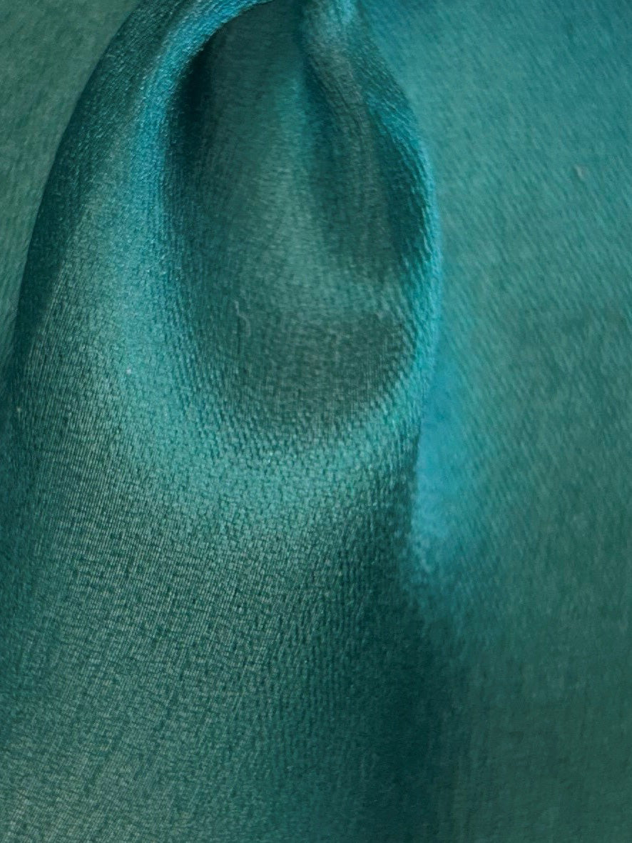Grüner Polyester-Organza-Satin – Glück