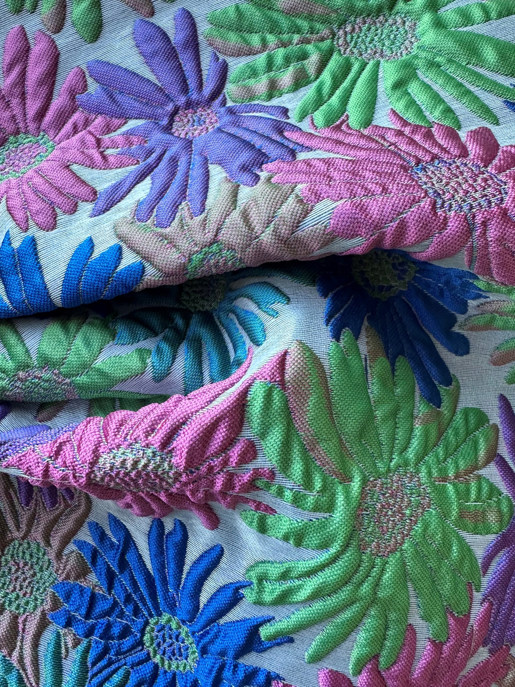 Mehrfarbiger Jacquard-Brokat - Native