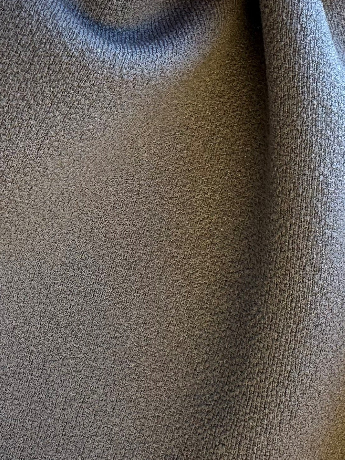 Grauer Stretch-Scuba-Krepp – Farne