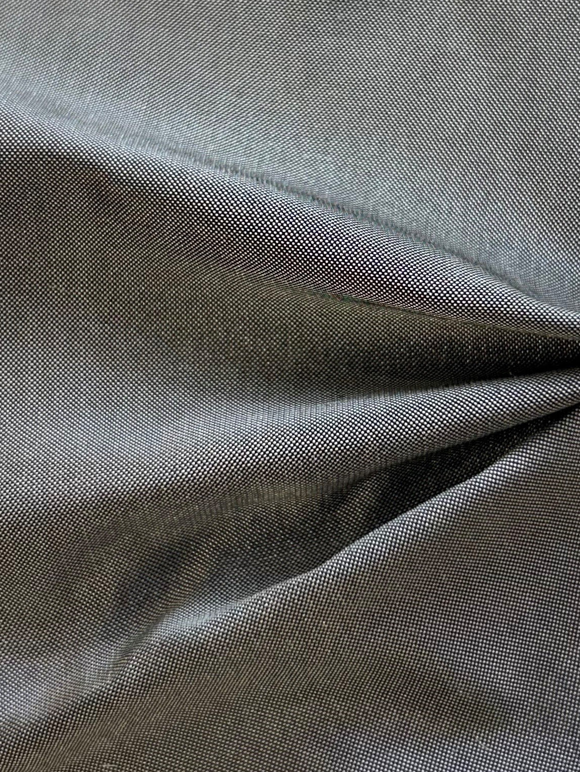 Graues Seidendupion – Kamee