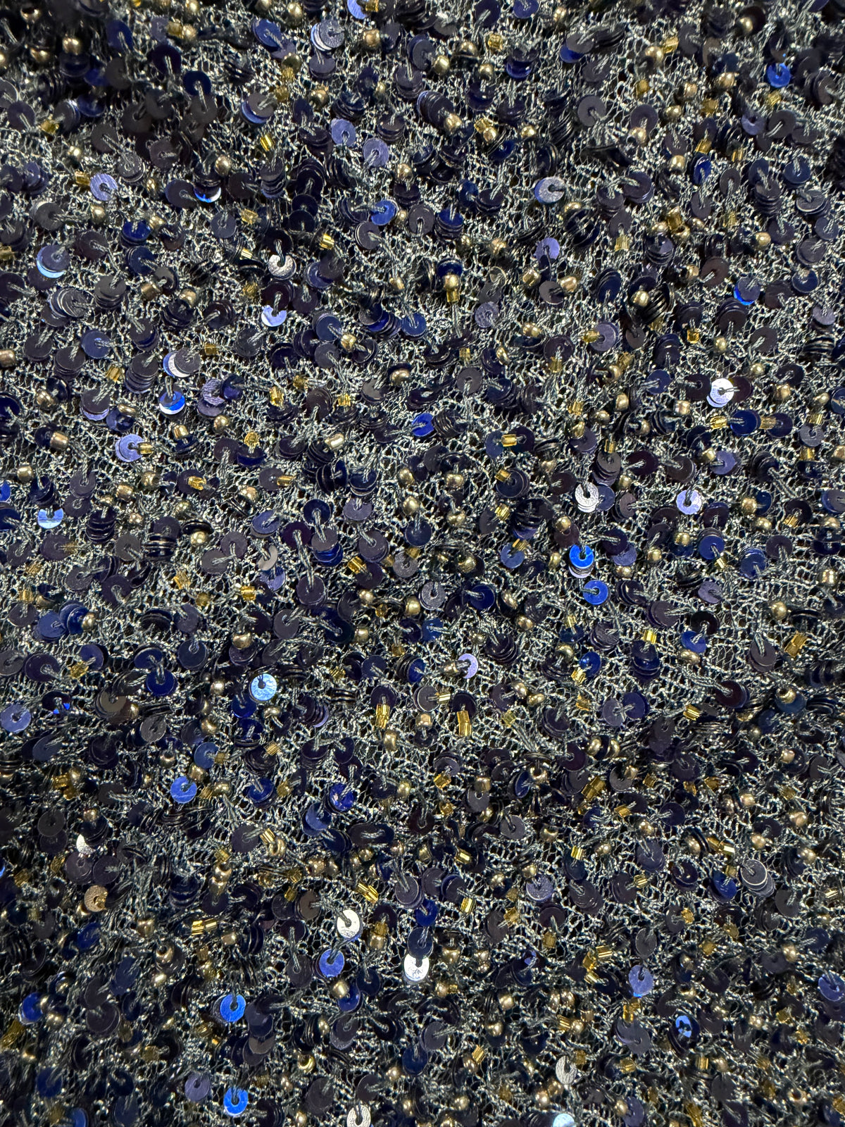 Marineblauer, bestickter Perlentüll - EB1011