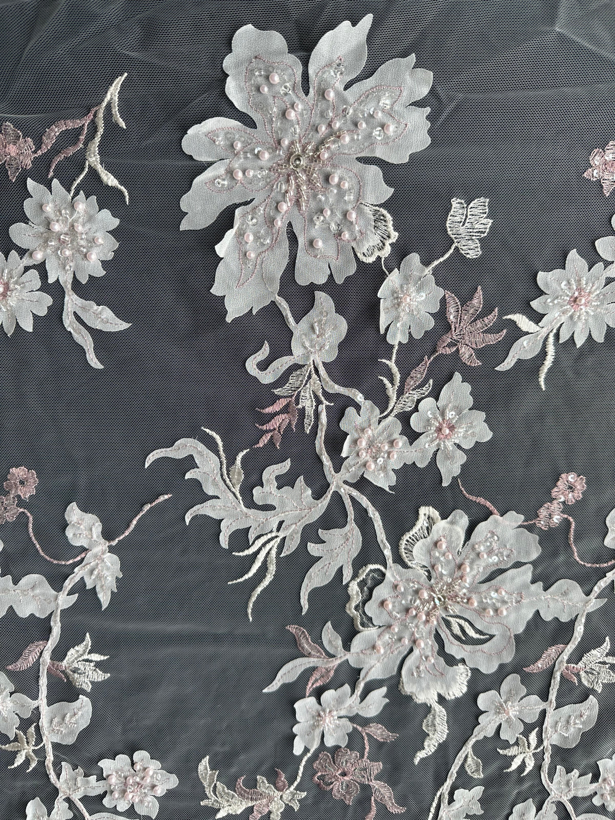 Bestickte Spitze in Rosa und Elfenbein - EB1015