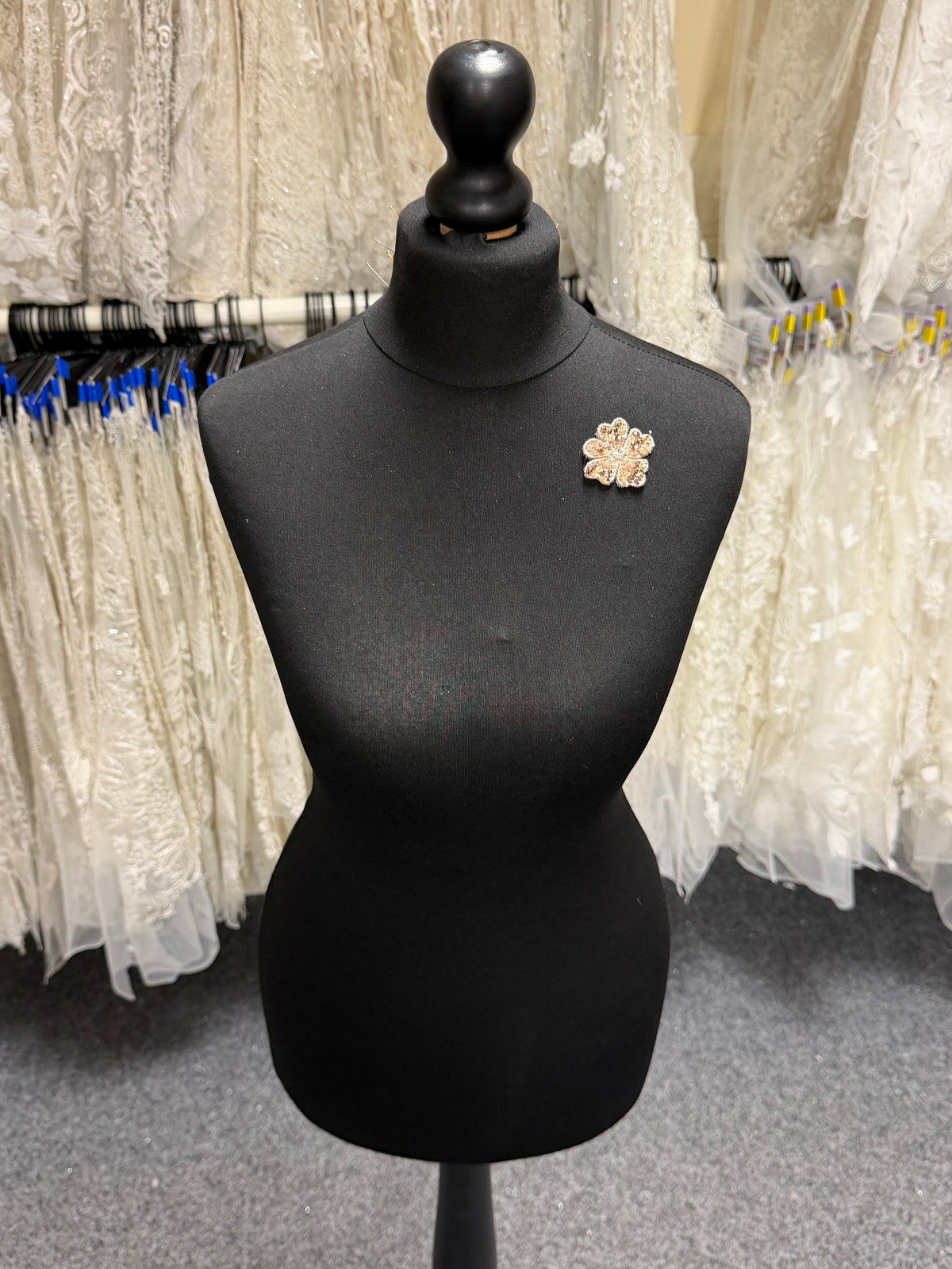 Dunkelgrau/Dusky Rose Perlenmotiv – MT3005