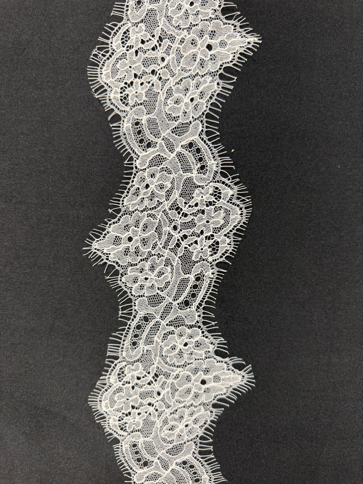 Porzellan Chantilly-Spitze – Kai (EE4009)