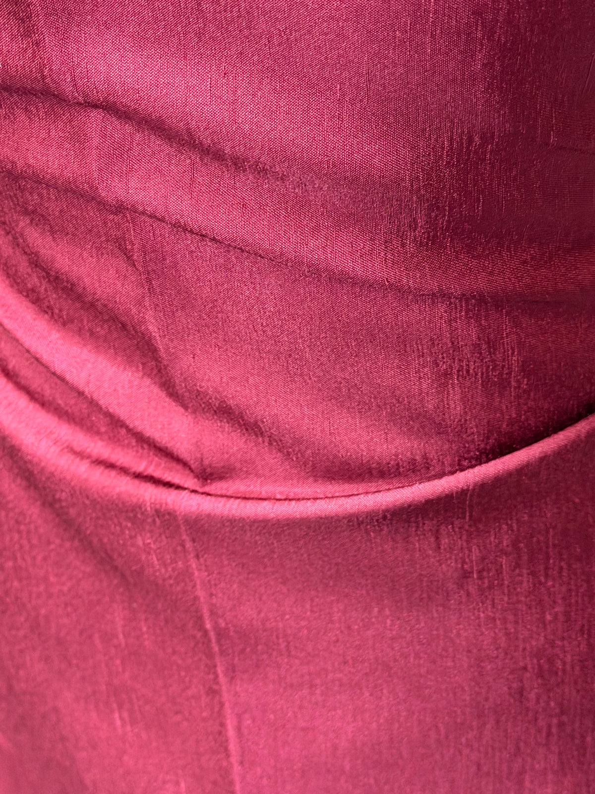 Dupion aus Polyester mit Satinrücken in dunklem Weinrot – Klarheit (P967)