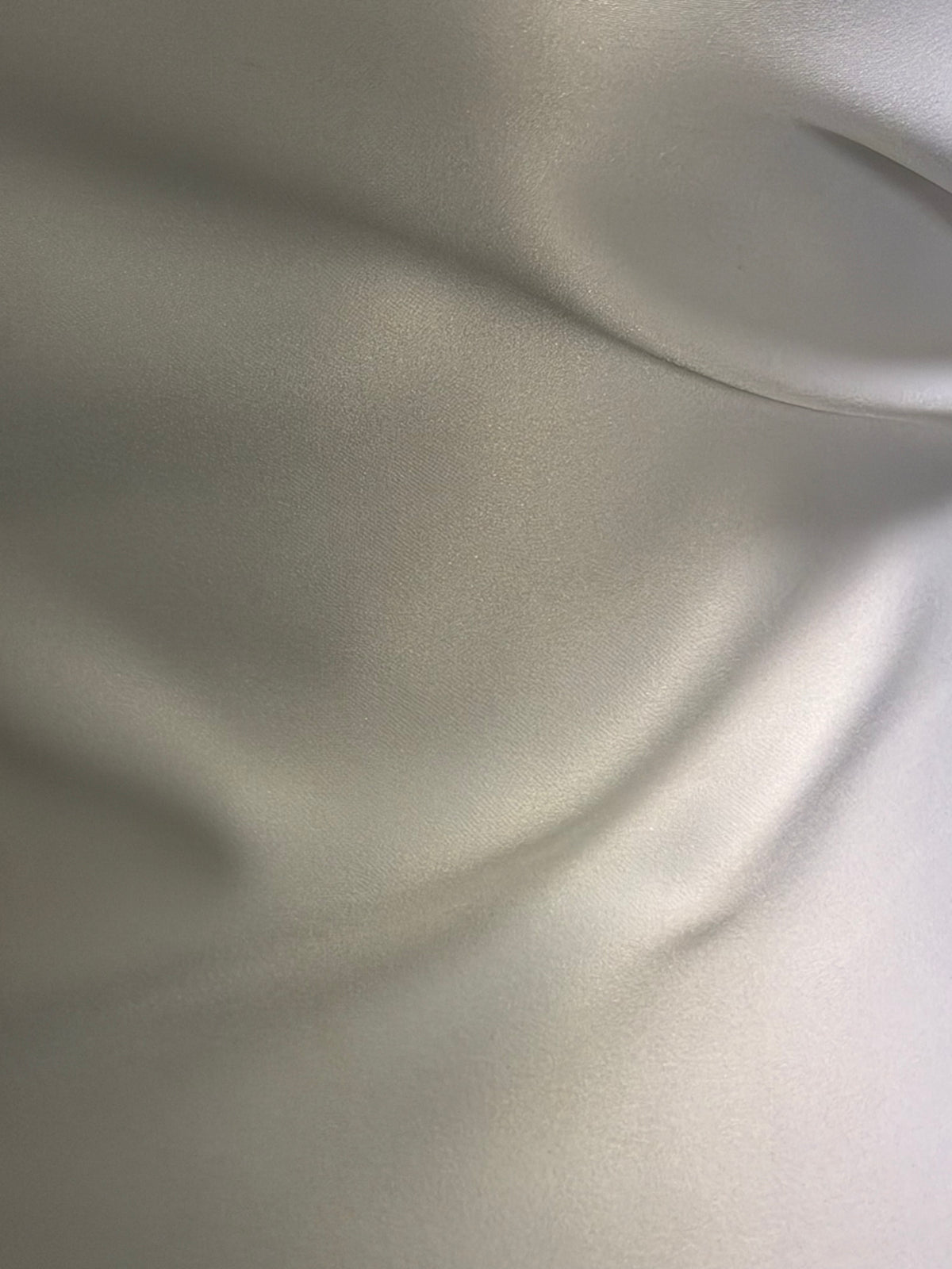 Helles Elfenbein Duchess Satin - P47