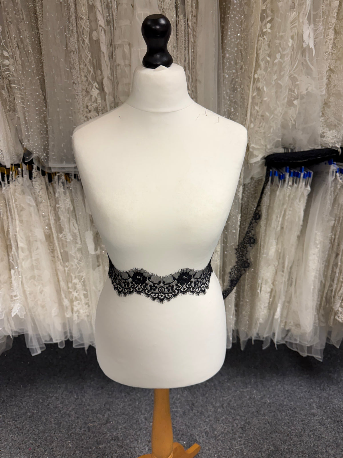 Black Lace Trim - EF4010