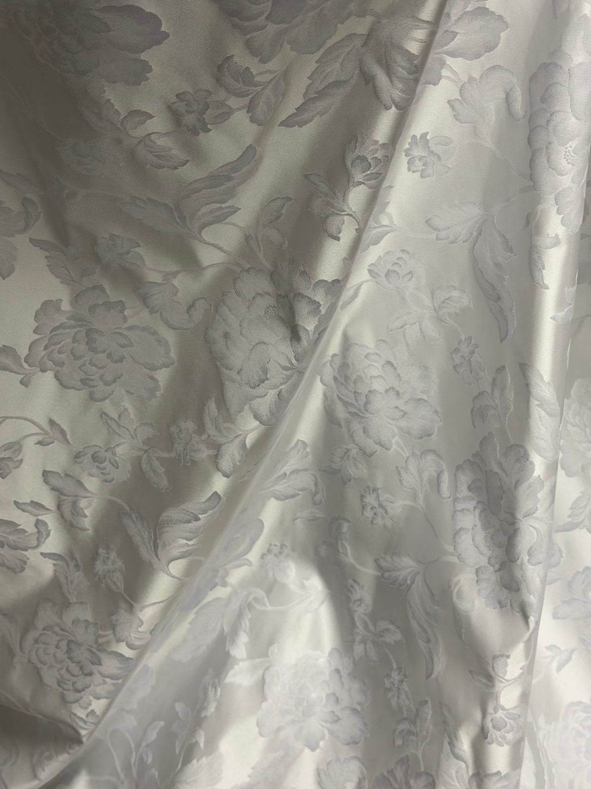 Weißer italienischer Jacquard - P666