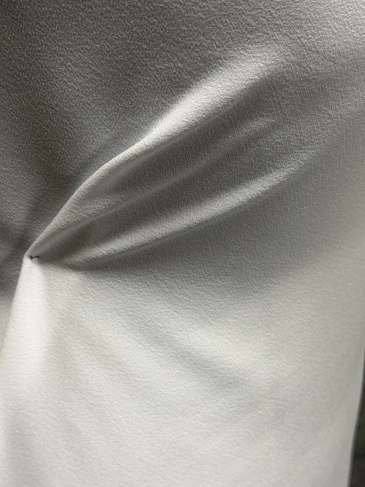 Weißer Polyester-Stretch-Crêpe - PB4001