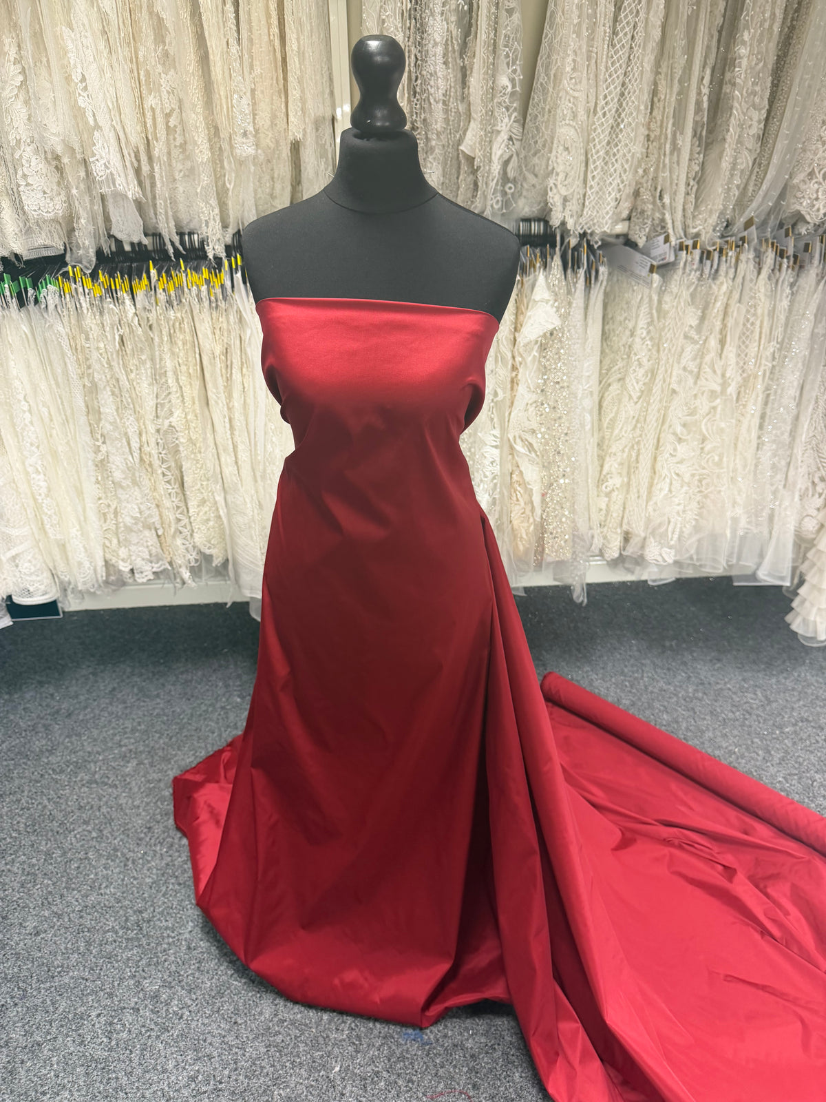Roter Polyestertaft - P75
