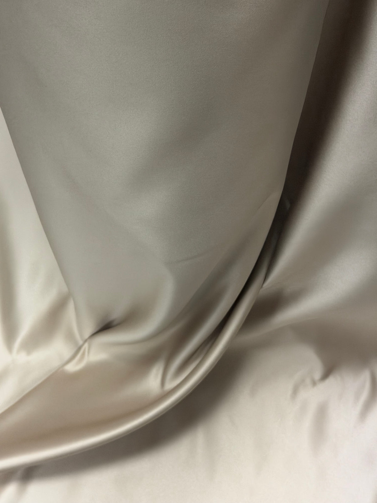 Beiger Polyester-Duchesse-Satin - Contessa