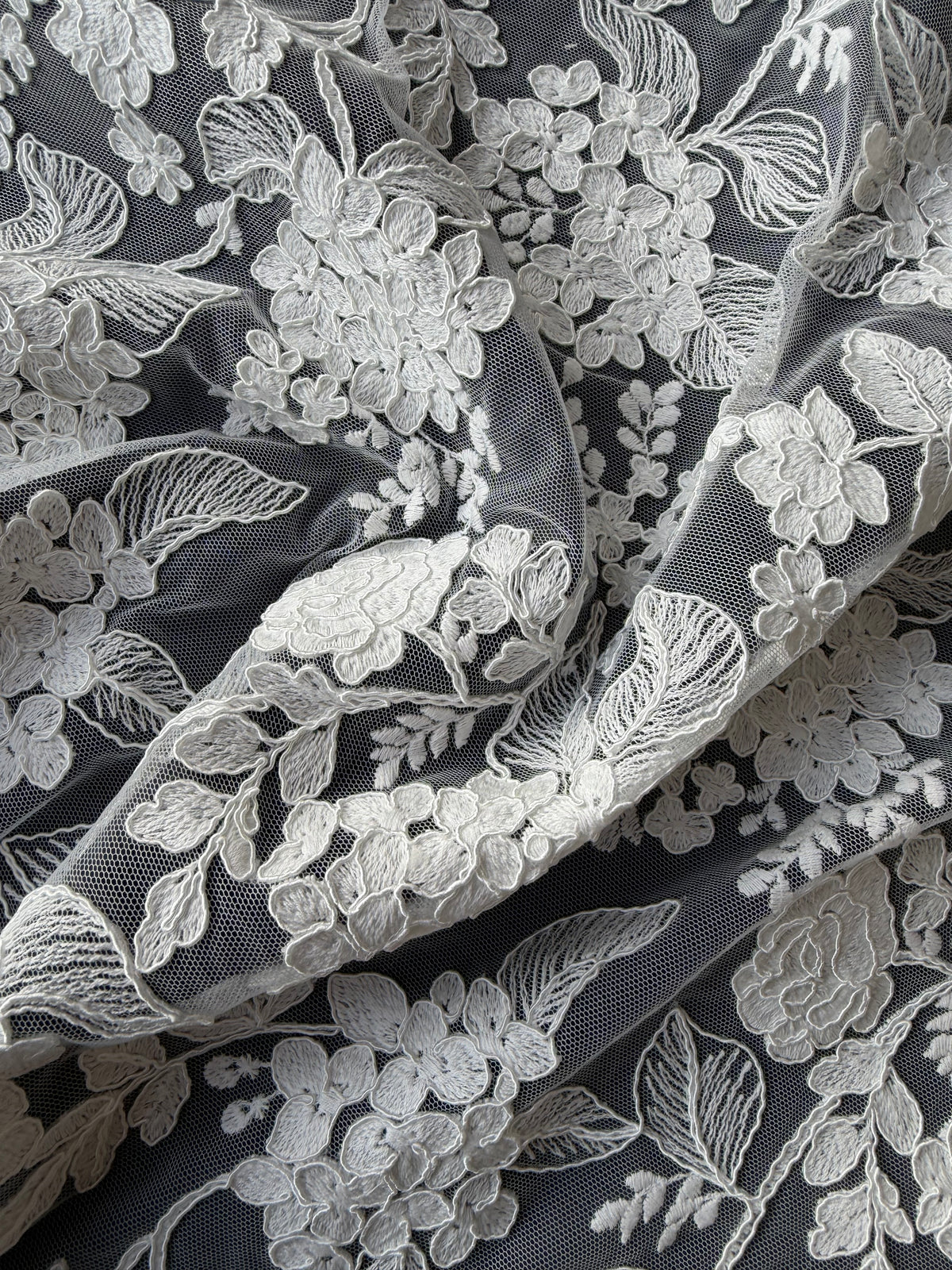 Ivory Italian Corded Embroidered Lace - Paysley