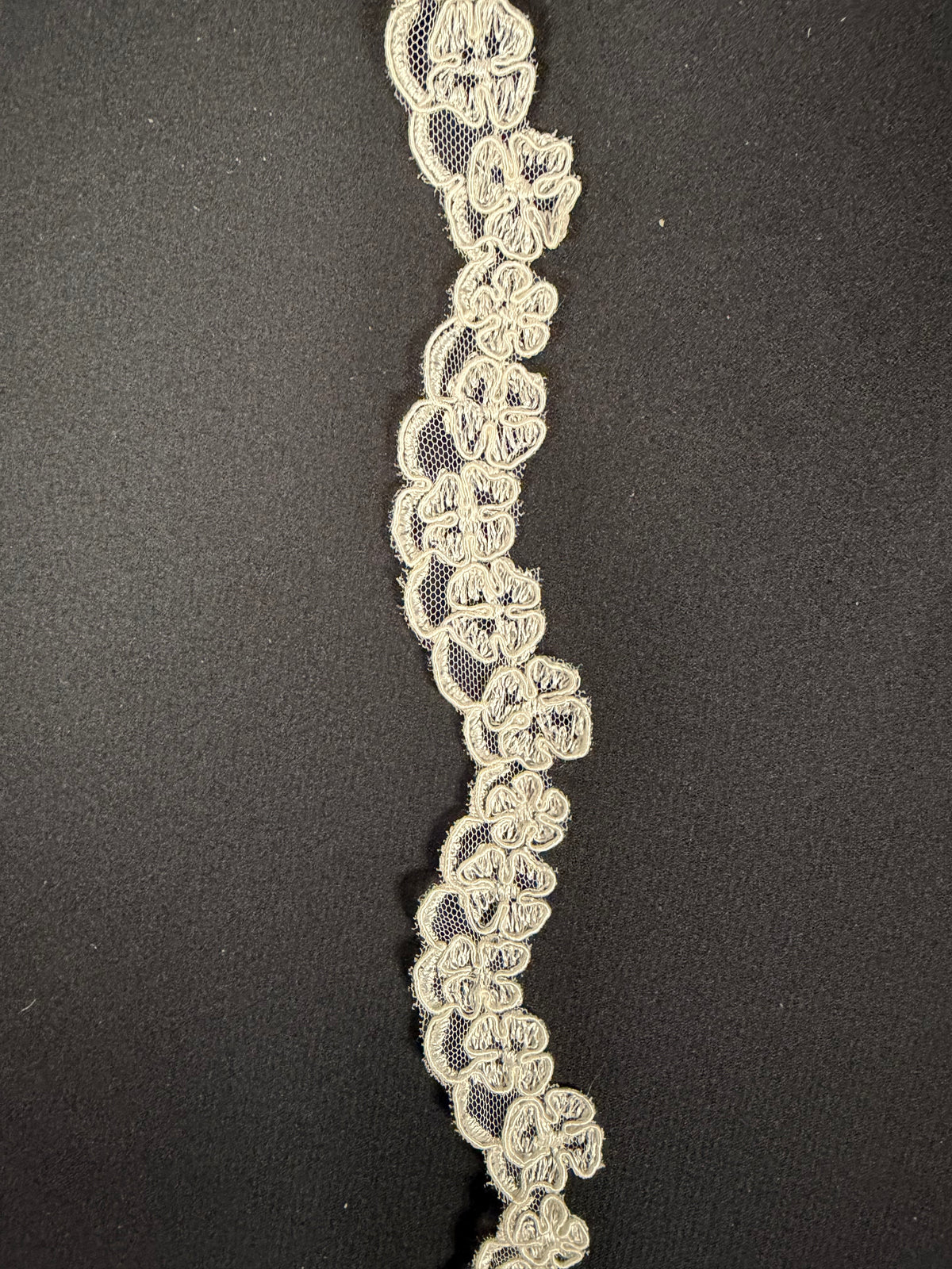 Elfenbeinfarbene Kordelborte - T377