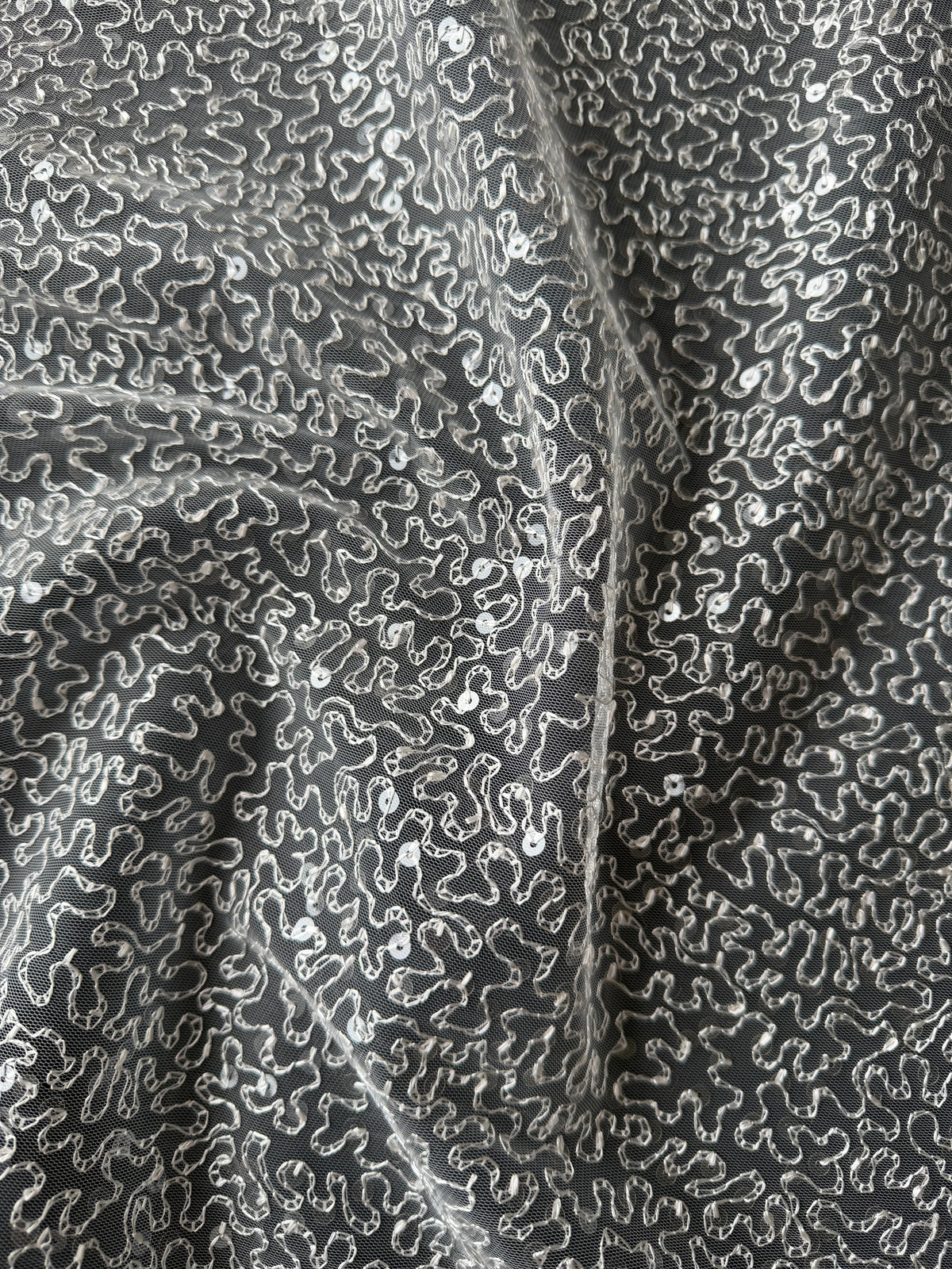 Muschelrosa bestickter Paillettentüll – EB3001